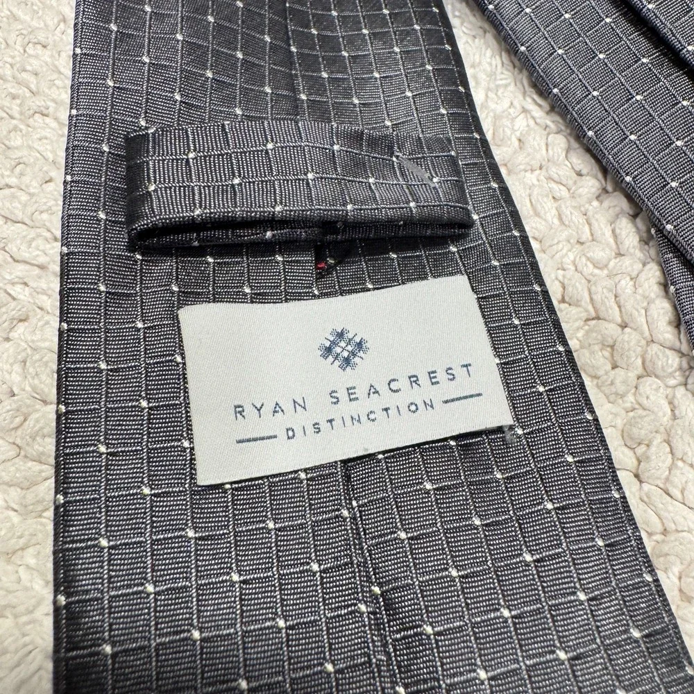 Ryan Seacrest Distinction Tie Gray Micro Check 100%‎ Silk Casual Rockabilly